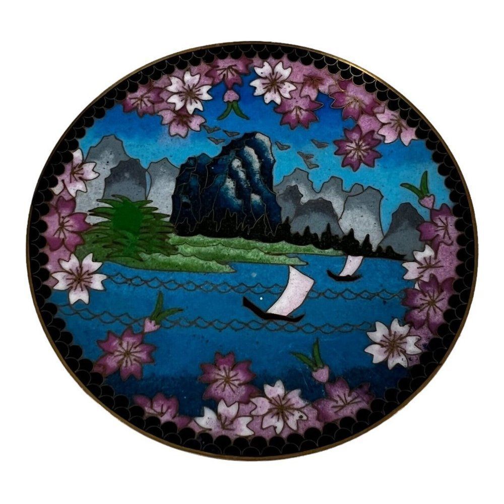 ANTIQUE Beautiful Chinese Cloisonne 3D Plate With Original Stand Boats Water - Picture 1 of 4